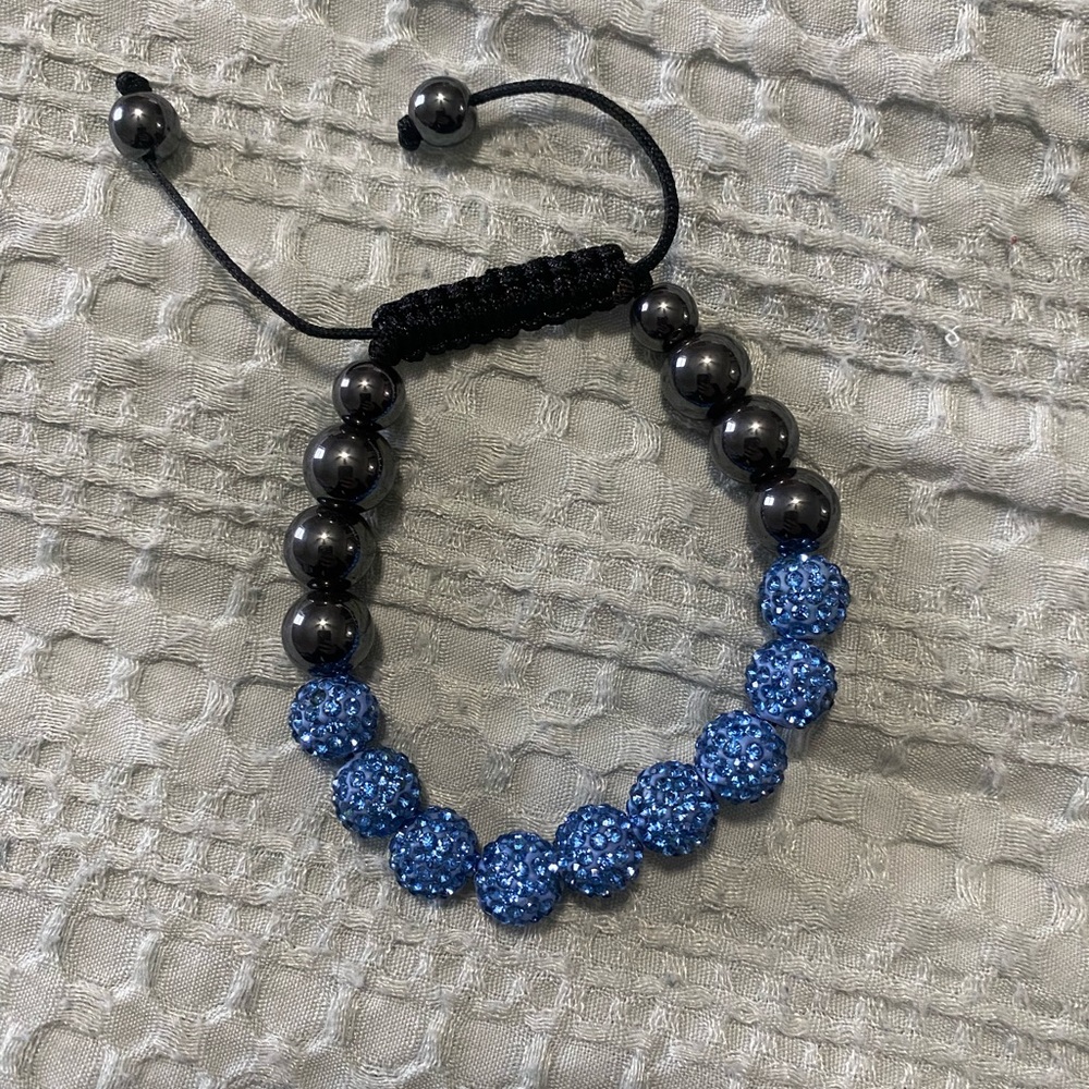 Elegant Black and Blue Beaded Bracelet